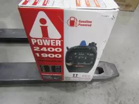 SC2400IP A-IPOWER Inverter Generator Ultra Yamaha Engine #2