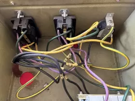 HGOE-4 BOSCH Generator Triple Outlet Box Siemens Switch #3