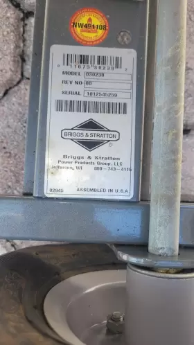 030238 BRIGGS STRATTON Generator #3