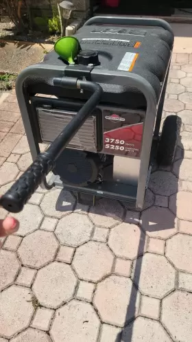 030238 BRIGGS STRATTON Generator