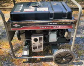 030430B BRIGGS STRATTON Storm Responder Generator 5500