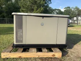 040377 BRIGGS STRATTON Generator
