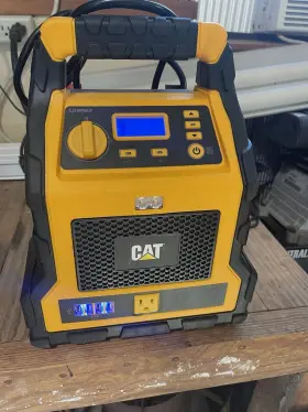 CD1000DCP CAT Power Station Jump Starter Compressor Usb #3