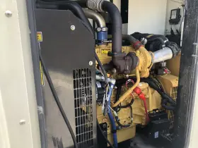 XQ30 CAT Caterpillar Tow Generator #2