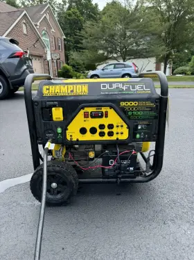 100297 CHAMPION Dual Fuel Generator Electric Start