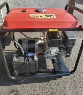 4600 CHICAGO ELECTRIC Generator