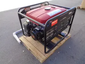2ZRP8 DAYTON Generator Running Honda Engine