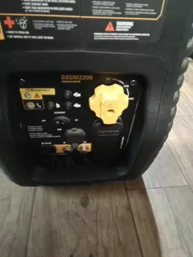 DXGNI2200 DEWALT Generators #3