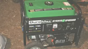 XP4850EH DUROMAX Hybrid Dual Fuel Gas Propane Generator