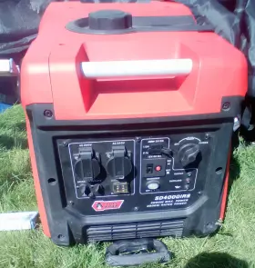 SD4000IRS FULL BOAR Inverter Generator