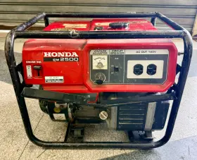 EM2500 HONDA Generator Up