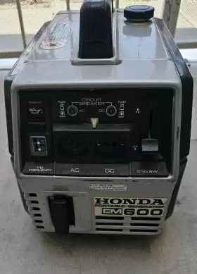 EM600 HONDA Gas Generator Ac Perfectly