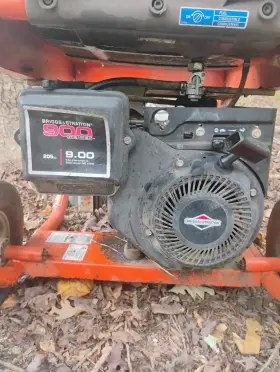 020490 HUSQVARNA Briggs Stratton Motor