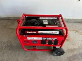 3500 SNAPPER Running Starting Generator