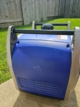 EF2400ISHC YAMAHA Inverter Generator #2